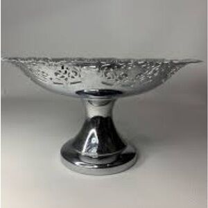 Krome Kraft Engraved Cut Out Pedestal Bowl - Silver